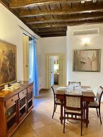 Trevi Fountain Apartment