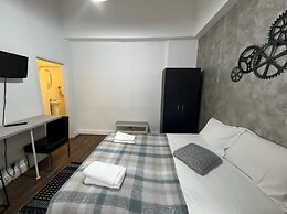 Remarkable Studio Apartment in London