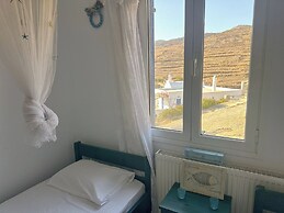 Blue Orison House Tinos for 5 Persons With Seaview