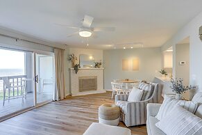 Huron Condo on Lake Erie w/ Balcony & Seating!