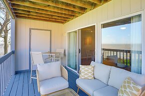 Huron Condo on Lake Erie w/ Balcony & Seating!