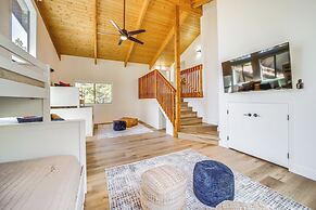 Family Friendly: Modern Cabin in Munds Park!
