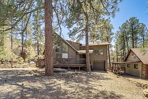 Family Friendly: Modern Cabin in Munds Park!