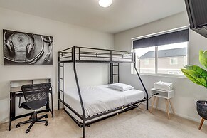 6 Mi to Dia: Denver Home w/ Fenced Yard & Fire Pit