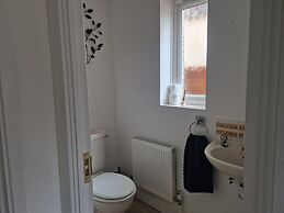 Captivating 3-bed House in Strood, Rochester Kent