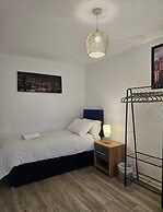 City Classic- Remarkable 3-bed House in Birmingham