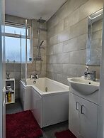 City Classic- Remarkable 3-bed House in Birmingham