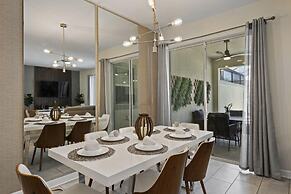 Charming Home With Themed Bedrooms Private Pool