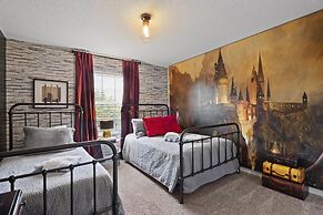 Charming Home With Themed Bedrooms Private Pool