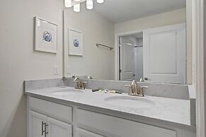 Charming Home With Themed Bedrooms Private Pool