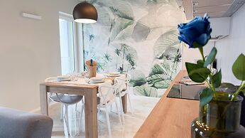 Seafront Modern Farmont Acquamarine Suite