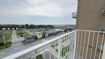 Seafront Modern Farmont Flamingo Suite