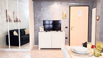 Lady Teresa Apartment by Ca-sa Check