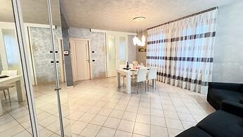 Lady Teresa Apartment