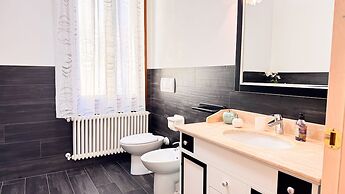 Lady Teresa Apartment by Ca-sa Check
