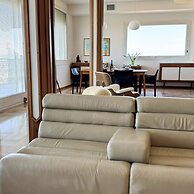 Luxury Majestic Penthouse Apartment