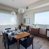 Luxury Majestic Penthouse Apartment