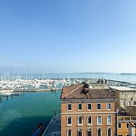 Luxury Majestic Penthouse Apartment