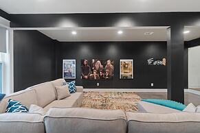 Lakefront Bliss - Fully Loaded