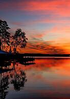 Lakefront Bliss - Fully Loaded