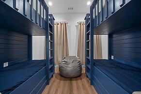 Lakefront Bliss - Fully Loaded