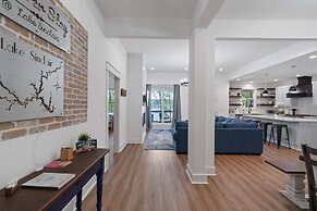 Lakefront Bliss - Fully Loaded