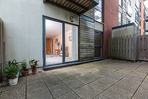 Meridian Bay Apartment