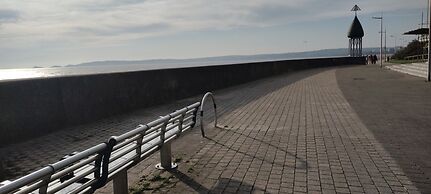 Meridian Bay Apartment