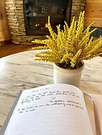 Brand New Chalet With Spectacular Views- Ursa Mons