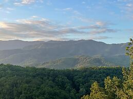 Brand New Chalet With Spectacular Views- Ursa Mons