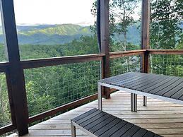 Brand New Chalet With Spectacular Views- Ursa Mons
