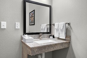 Riverstone Suites - Chippewa Falls