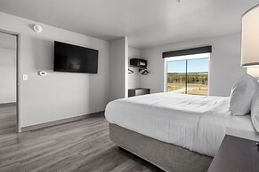 Riverstone Suites - Chippewa Falls