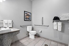 Riverstone Suites - Chippewa Falls