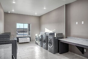 Riverstone Suites - Chippewa Falls