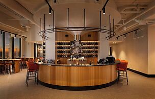 Crowne Plaza Adelaide Mawson Lakes by IHG