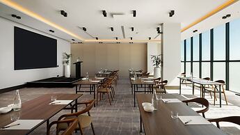 Crowne Plaza Adelaide Mawson Lakes by IHG