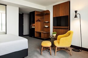 Crowne Plaza Adelaide Mawson Lakes by IHG