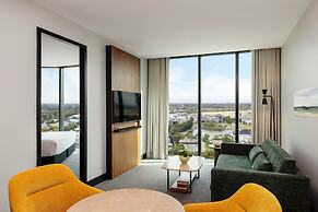 Crowne Plaza Adelaide Mawson Lakes by IHG