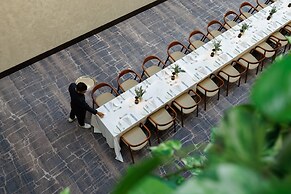 Crowne Plaza Adelaide Mawson Lakes by IHG