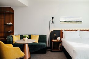 Crowne Plaza Adelaide Mawson Lakes by IHG