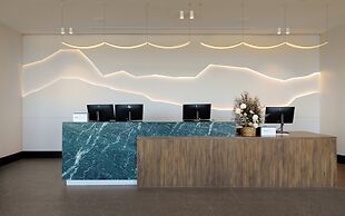 Crowne Plaza Adelaide Mawson Lakes by IHG