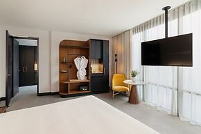 Crowne Plaza Adelaide Mawson Lakes by IHG
