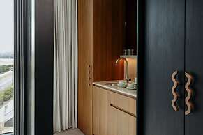 Crowne Plaza Adelaide Mawson Lakes by IHG