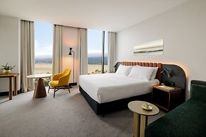 Crowne Plaza Adelaide Mawson Lakes by IHG