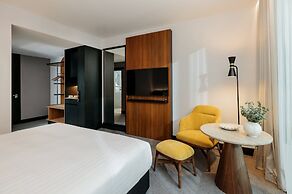 Crowne Plaza Adelaide Mawson Lakes by IHG