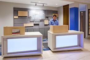 Holiday Inn Express & Suites Austin Airport East by IHG