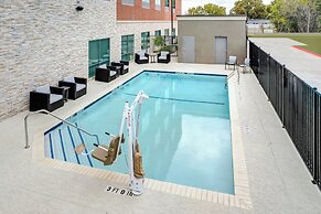 Holiday Inn Express & Suites Austin Airport East by IHG