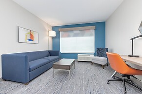 Holiday Inn Express & Suites Austin Airport East by IHG