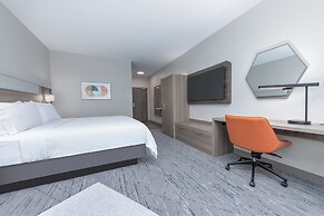 Holiday Inn Express & Suites Austin Airport East by IHG